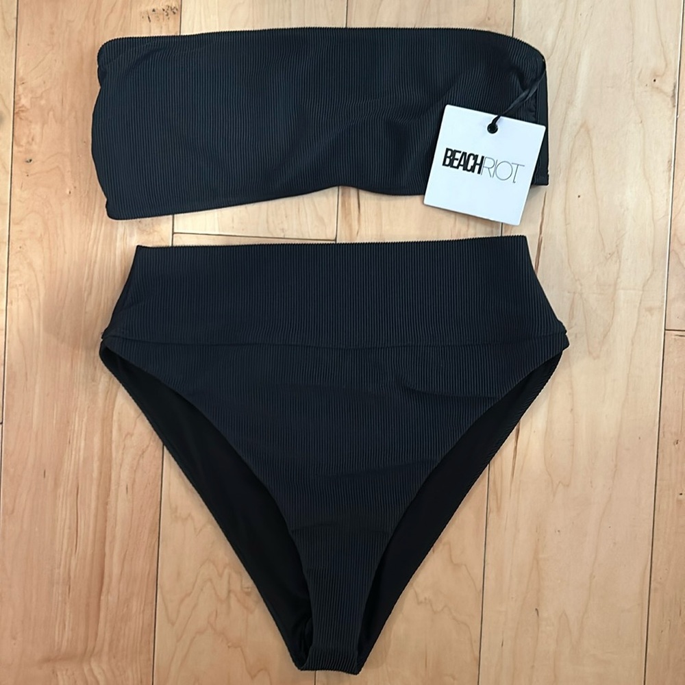 BEACH RIOT BIKINI, NEW WITH TAGS
